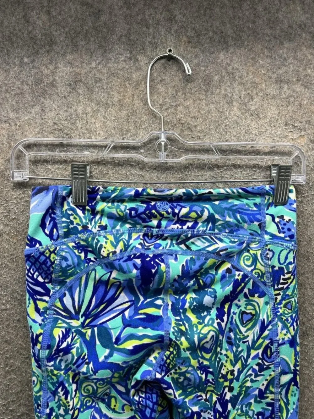 Lilly Pulitzer Luxletic Leggings Womens XS Multicolor Floral Capri Yoga Pants
